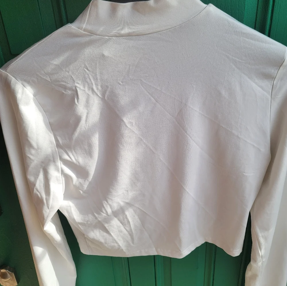 Diamond Dime Crop Top - Picture 6 of 6